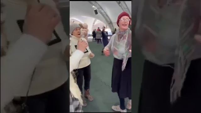А вот, и пенсия пришла
