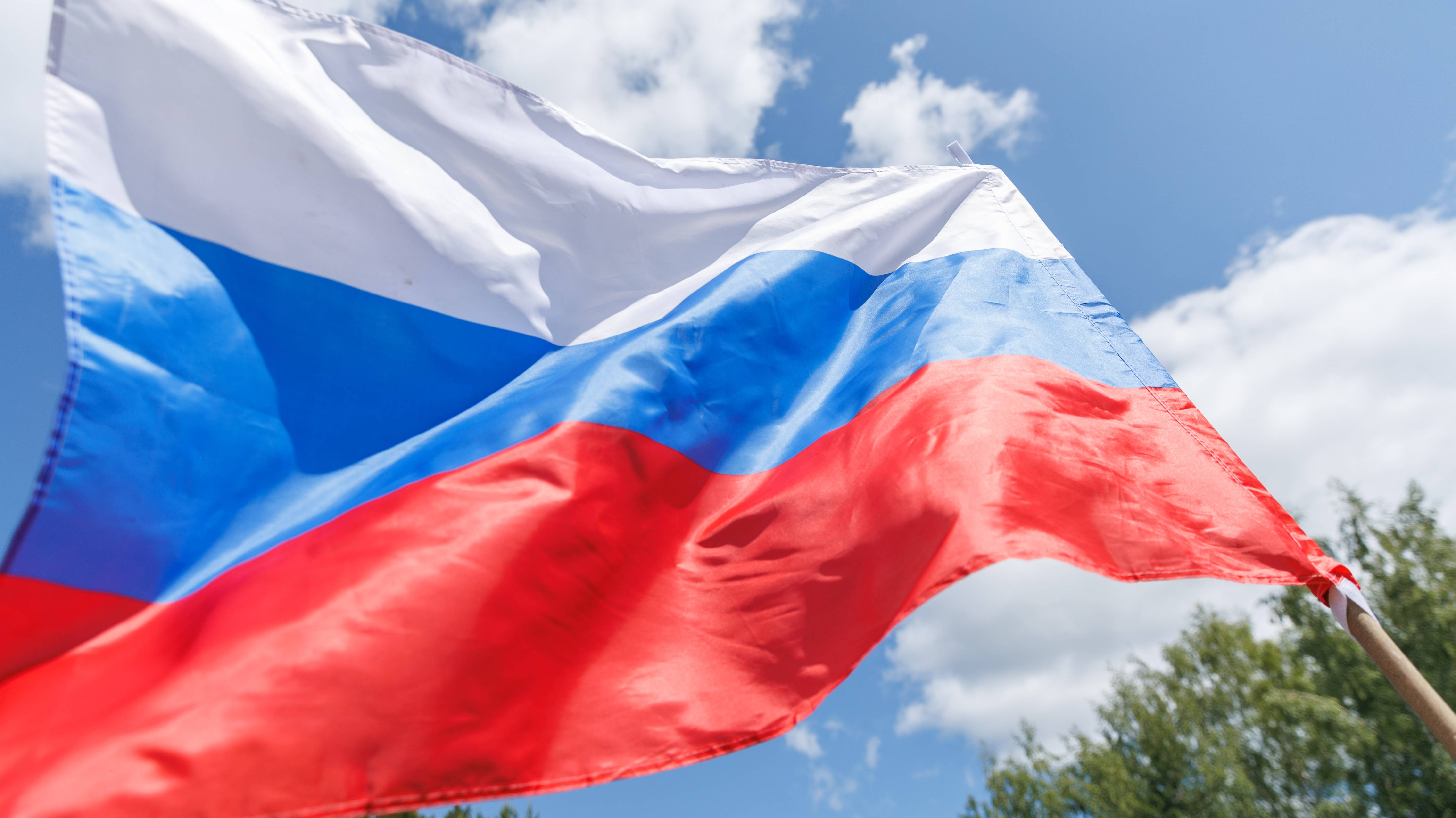 ДЕНЬ РОССИИ В ВЕЛЕСЕ