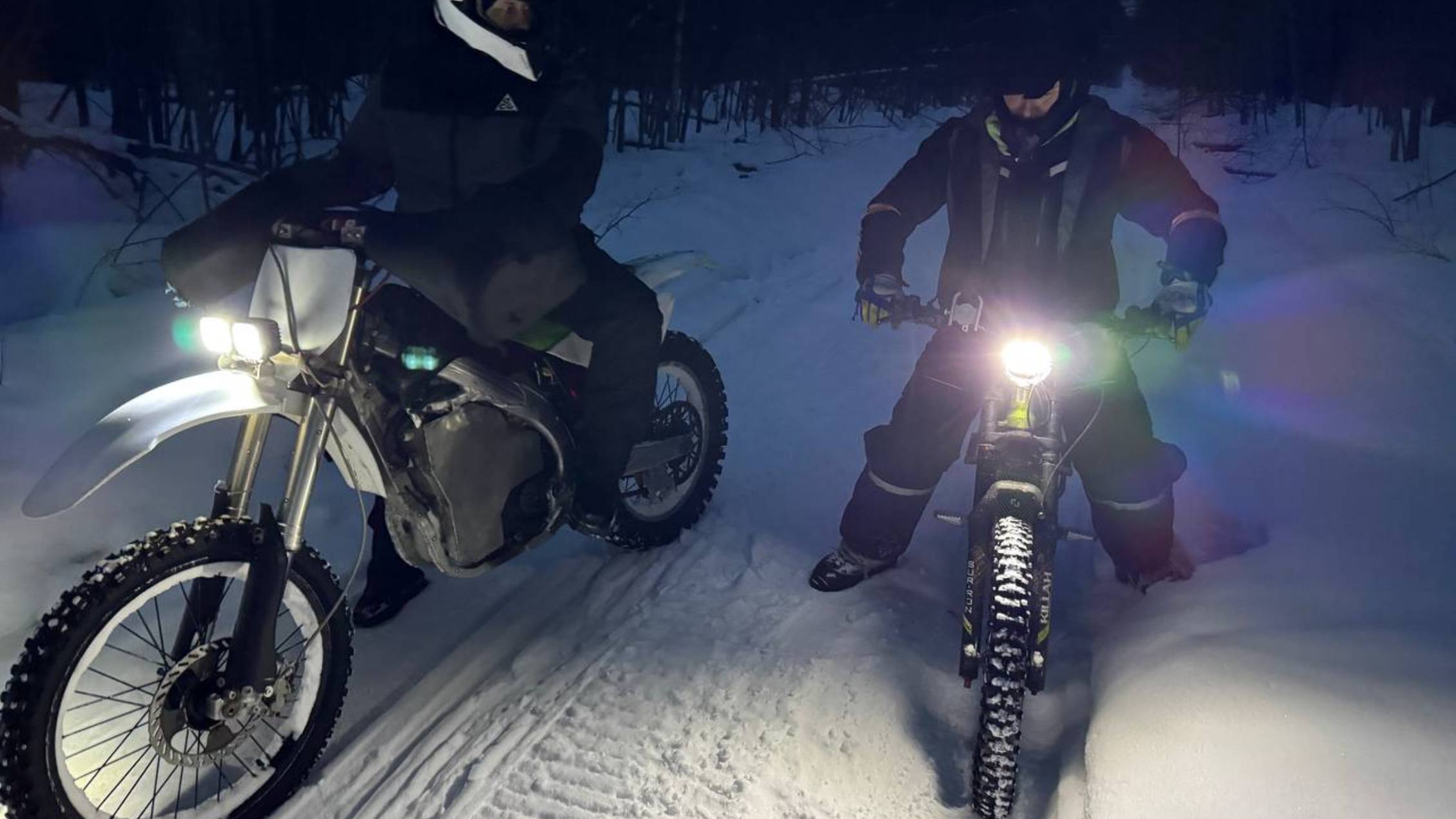 Surron Light Bee против kx450f электро. Боль и унижение! Зимники и  лед чебоксарского водохранилища