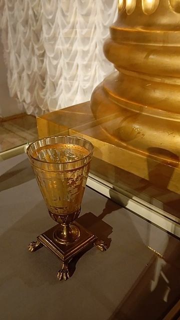 Бокал. Около 1790 г. Корпус бокала. Около 1750.