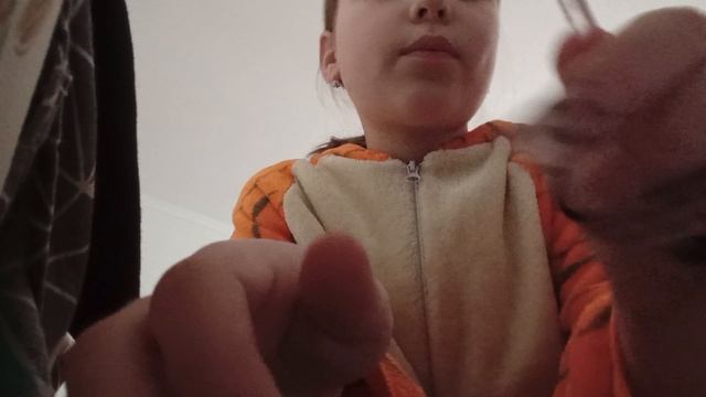 АСМР маникюр.