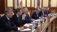 Михаил Мишустин продолжил серию встреч с представителями парламентских фракций
