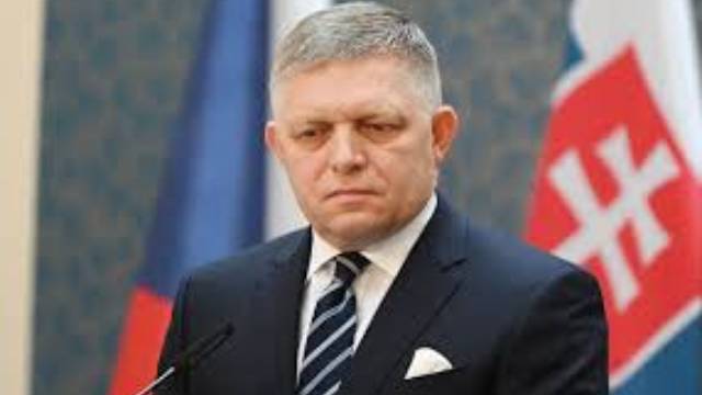 Премьер-министр Словакии о помощи Украине ни цента не выделим