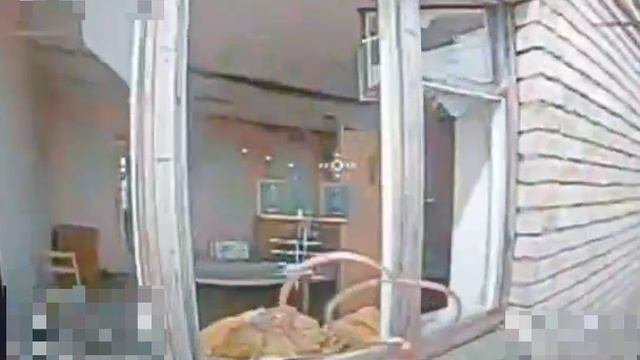 Наш дроновод  обнаружил и поразил свинячий источник связи на Херсонском направлении. Пользовател...