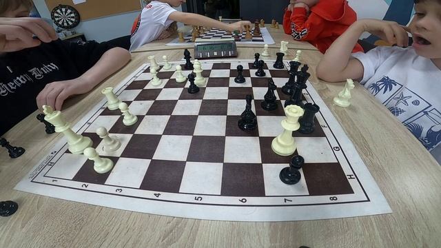7 тур. Коринец  (1182)  -