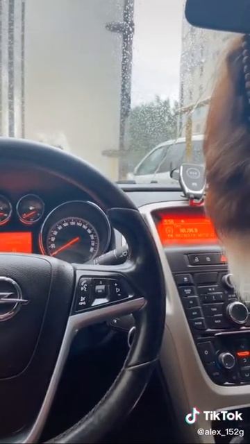 Крута абманул.mp4