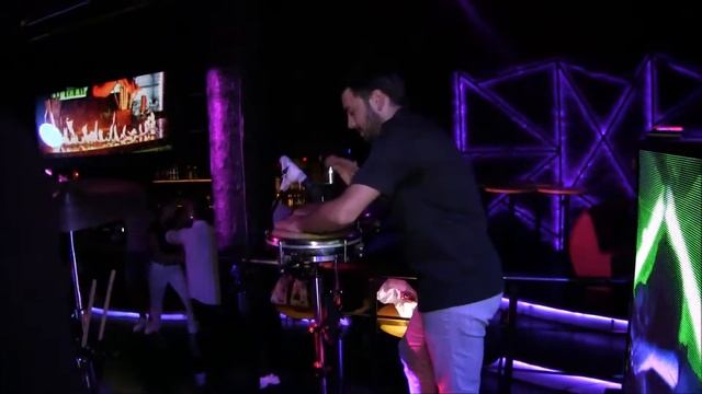 Taksim Riddim Club @ Deniz Seven Social - Hamit Erentürk ve Yağız Bankoğlu