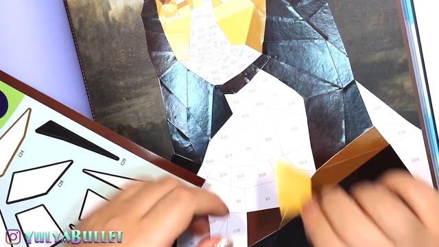 РАСКРАСКИ АНТИСТРЕСС “Рисуем стикерами”