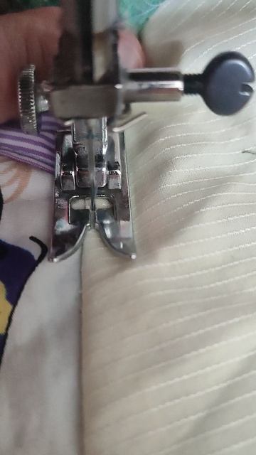 Так сшиваю лоскутки, одеяло для хлеба.