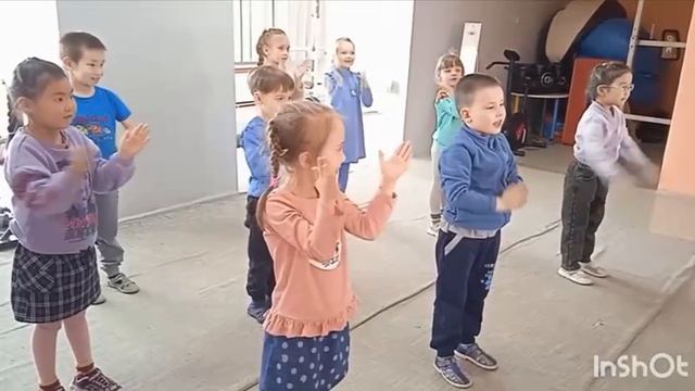 🏃 Утренняя зарядка в кружке «Подготовка к школе» 🏃🙂