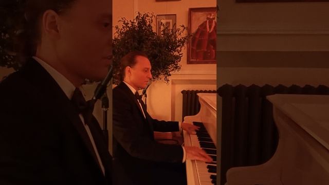 Beverly hills беверли-хиллз Zivert, Евгений Безверхий cover instrumental .mp4