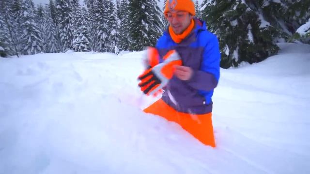 Блиппи (Blippi) -  Блиппи и снегоходы в снегу   Блиппи на Русском   Изучай этот Мир вместе с Блиппи