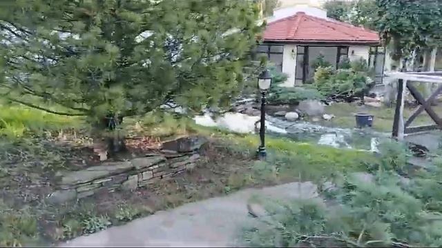 пруд с ручьем и мельницей от www.waterfall.moscow