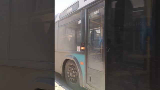 Движение общественного транспорта по улице Пушкинская. Город Ижевск.