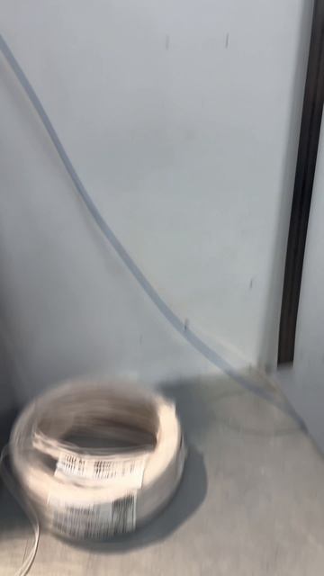 Втирает какую то дичь