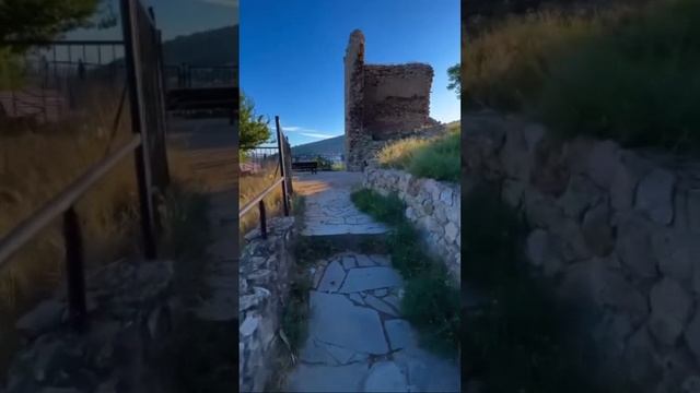 КАК ТО НАДО БЫТЬ