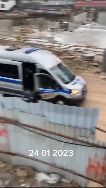 Когда в рабочее время видишь начальника, а у тебя алкоголь в руке