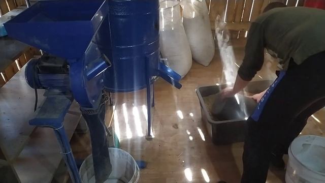 КИТАЙСЬКИЙ Млин-5 не Пилить👍 Дробарка  220W