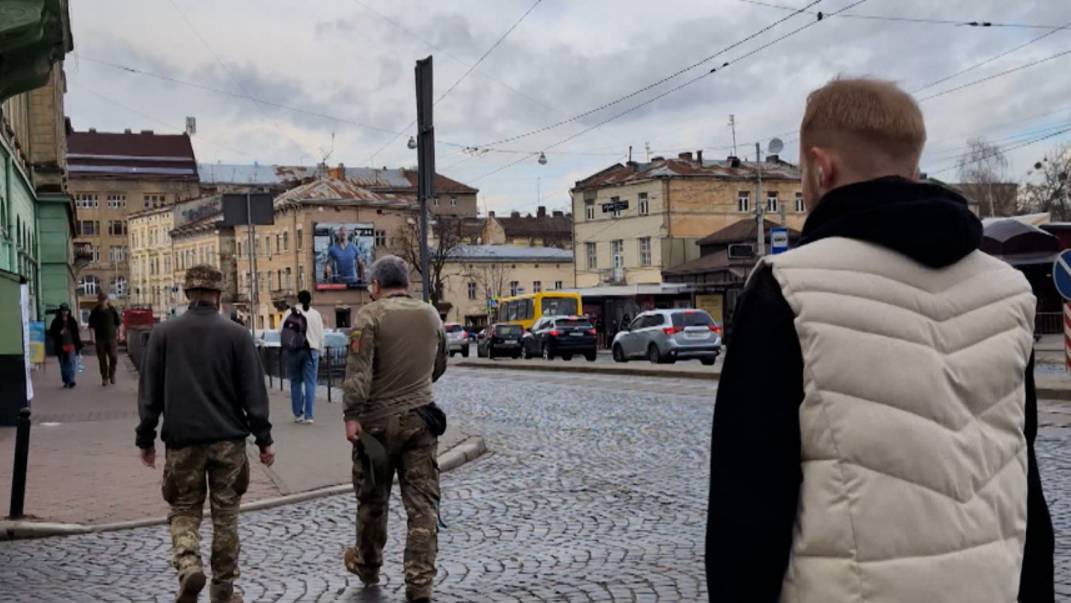 Украина постепенно вымирает: блогер из Львова в шоке от увиденного на родине