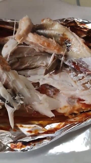 СКУМБРИЯ В ФОЛЬГЕ ЗАПЕЧЕННАЯ В ДУХОВКЕ, ПРОСТО РЕЦЕПТ, СОЧНАЯ И ВКУСНАЯ