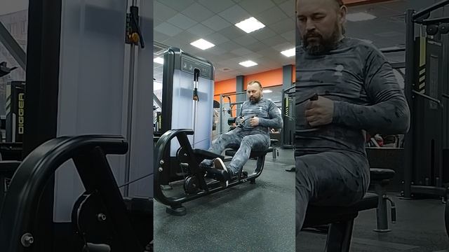 #тренировка#трицепс#30 кг#20 раз#shorts#4 подхода#