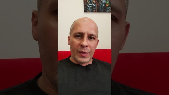 "С вопросами тоже надо быть осторожным, ведь есть темы которые не принято обсуждать в обществе."