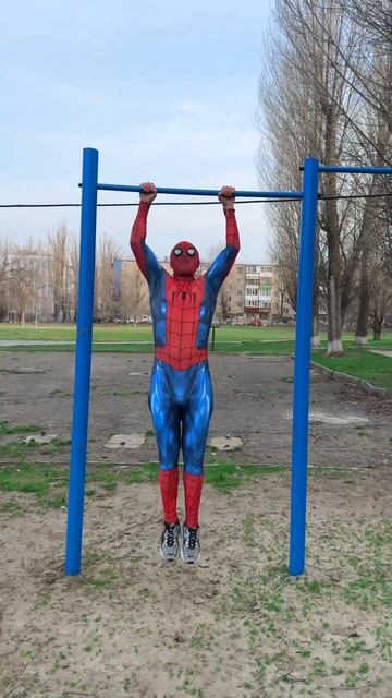 How Spiderman trains#funny