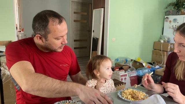 Алиса любит лук😋