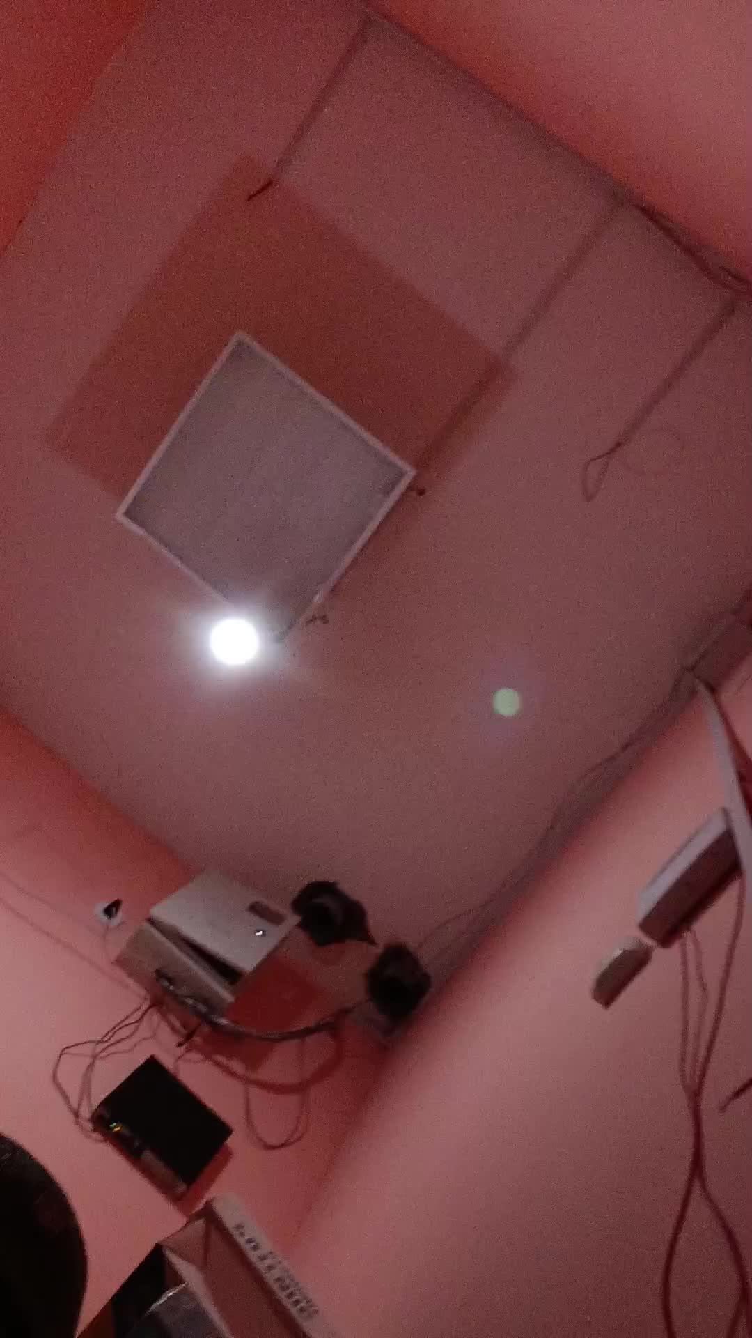 сижу в каморке и релаксую