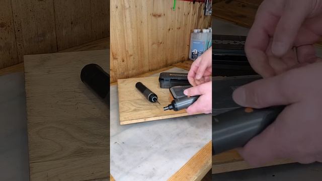моя аккумуляторная отвёртка worx wx242