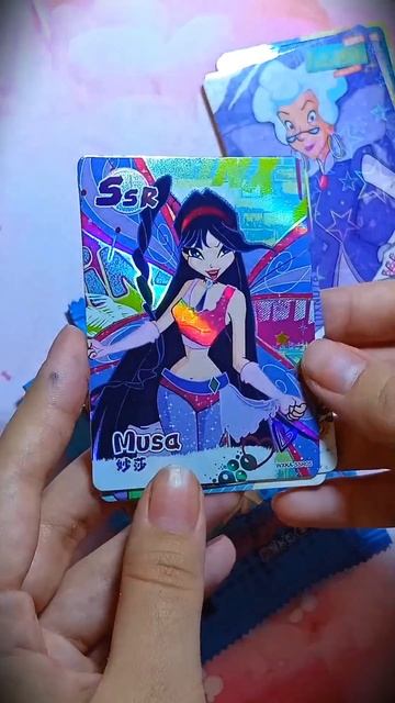 Распаковка карточек Winx 🧚🏻♀️ часть 2