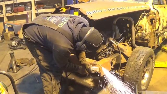 Rotted Out Studebaker Stockcar Gets Upside Down Shorty Header Exhaust And More...