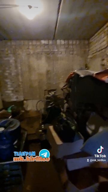 РАЗБИРАЕМ ГАРАЖ С БАРАХЛОМ #кириллов #automobile #гараж #разбираемгараж