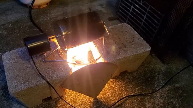 Roasting green coffee beans to dark roast in a small drum roaster