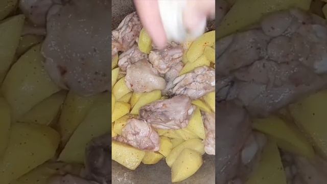 КУРИНОЕ МЯСО С КАРТОШКОЙ ЭТО ОЧЕНЬ ВКУСНО