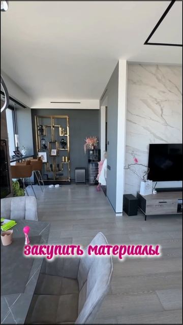 Владелица салона красоты каждое утро...