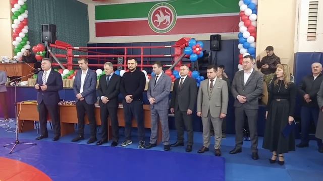Яшь көрәшчеләргә Илшат Нуриев уңышлар теләде