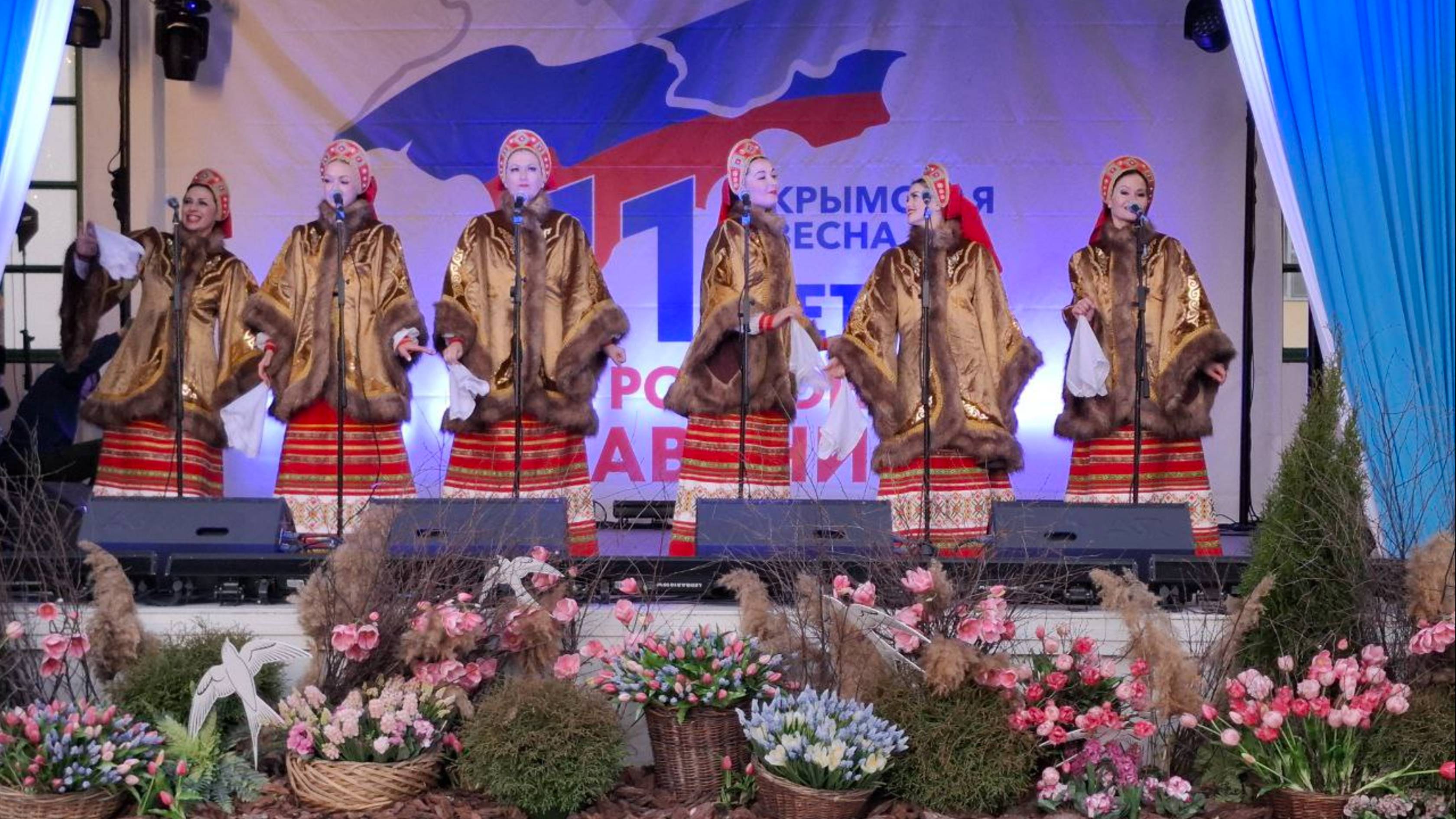 ФЕСТИВАЛЬ "КРЫМСКАЯ ВЕСНА" 🌺🌷 ТВЕРСКАЯ ПЛОЩАДЬ  ВОКАЛЬНО - ХОРЕОГРАФИЧЕСКИЙ АНСАМБЛЬ "ТАВРИЯ" КРЫМ