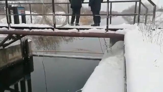 В Татарстане на отводном канале Заинской ГРЭС обнаружено мазутное пятно площадью 4000 м²