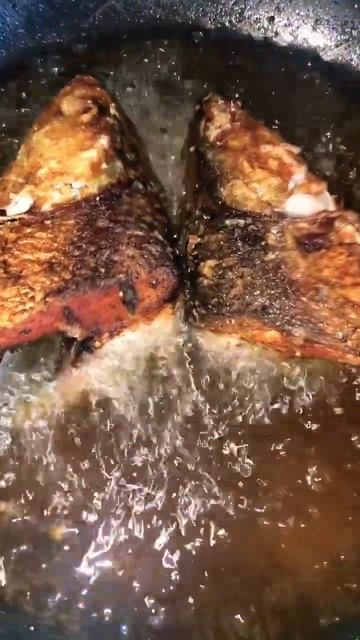 Giant Fish Head Fry ASMR #short #viral #trending #satisfying #crispy #crunchy