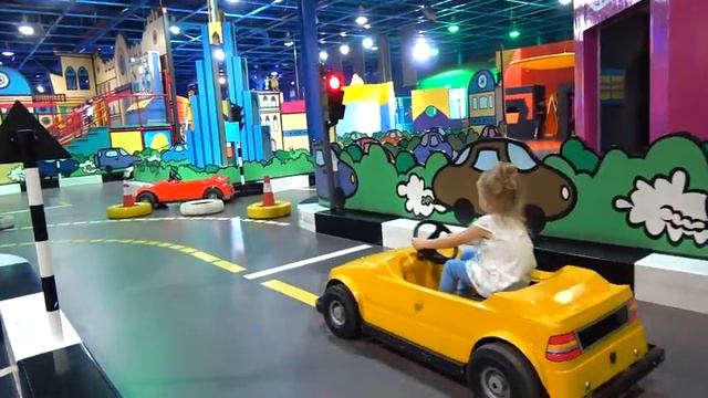 Лайк Настя Детский музей науки в Дубаи