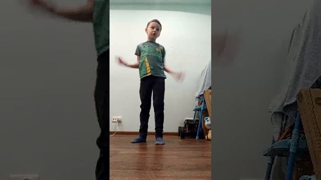 танцую под песню