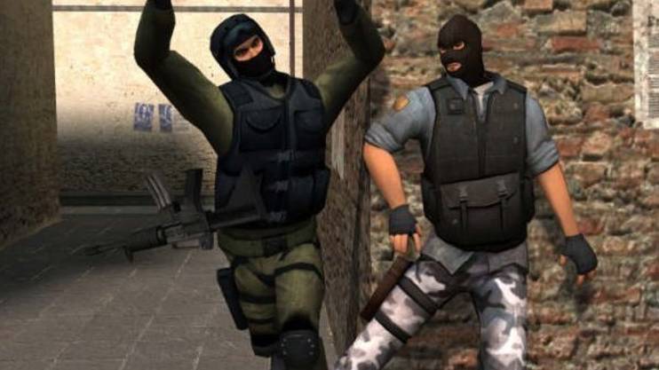 Играю в кс!!!!!!!!!!!