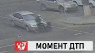 В ВОЛГОГРАДЕ КАМЕРЫ СНЯЛИ МОМЕНТ НАЕЗДА ИНОМАРКИ НА ВЕЛОСИПЕДИСТА