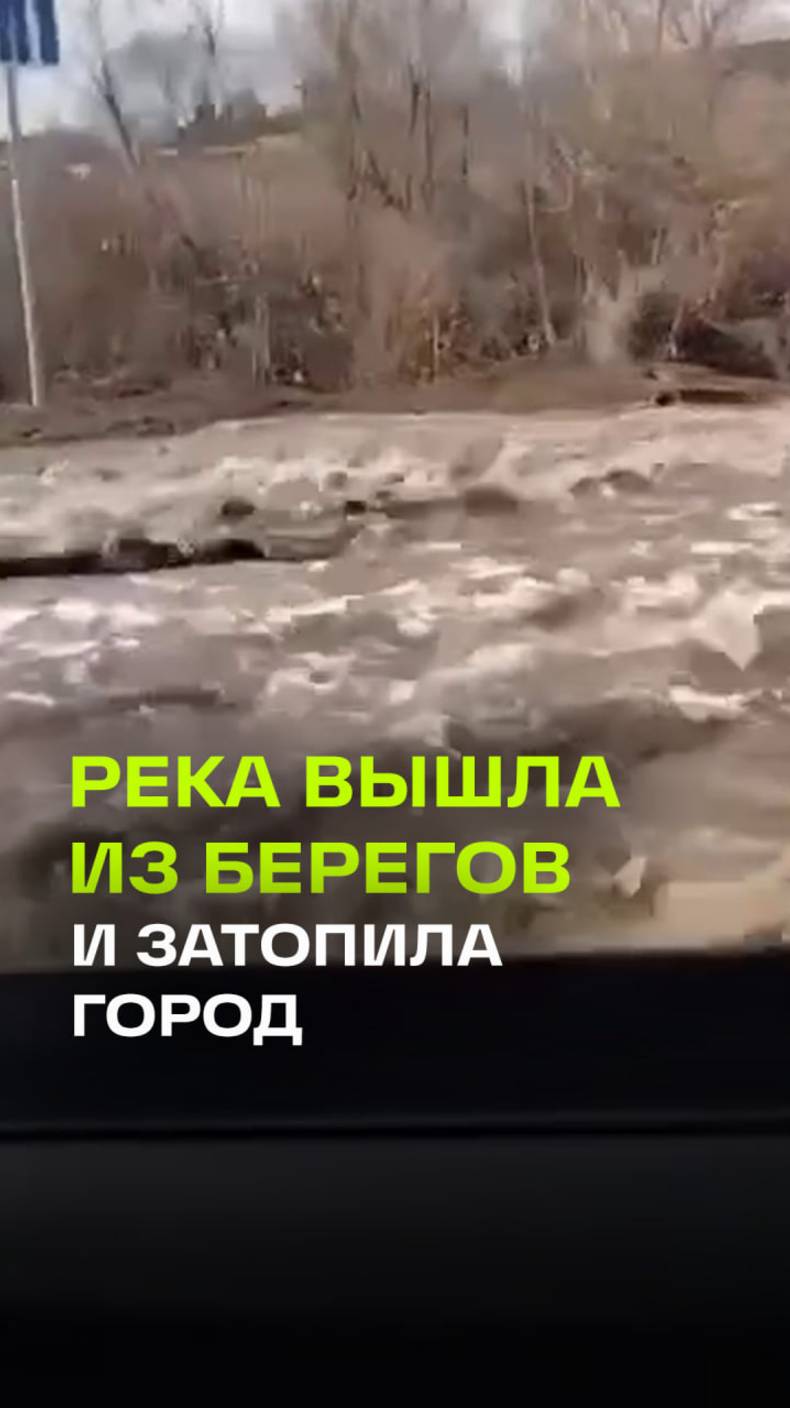 Потоп на улицах в Минусинске. В городе введен режим повышенной готовности