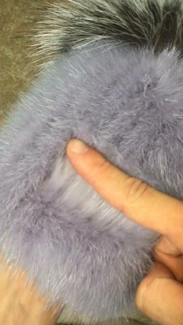Сиреневая женская норковая шапка с помпоном из меха чернобурки