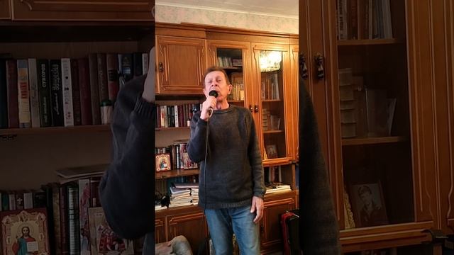 Нечего надеть.