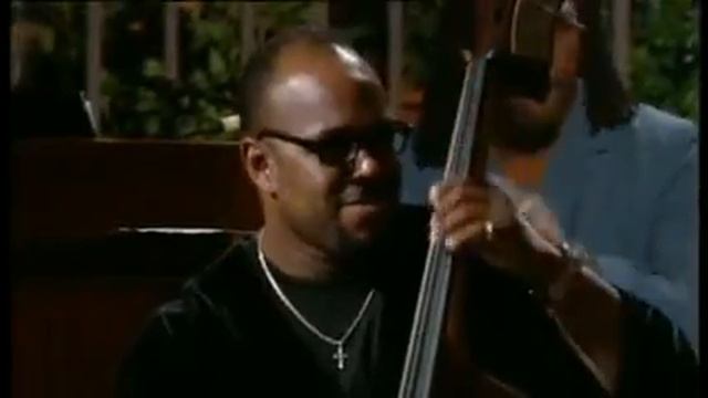 STING-ENGLISHMAN IN NEW YORK (LIVE IN ITALY 2001)