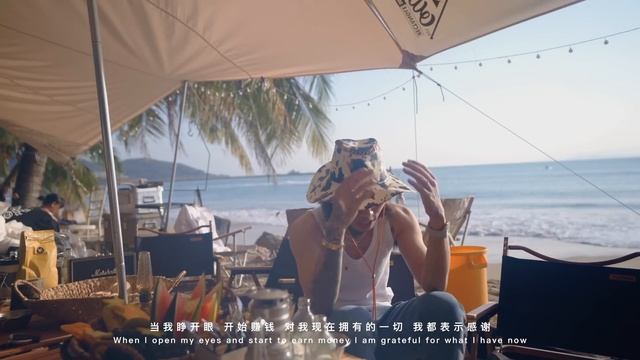 Masiwei - Little Match Girl (Official Music Video)