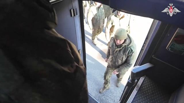Возвращение российских военнослужащих